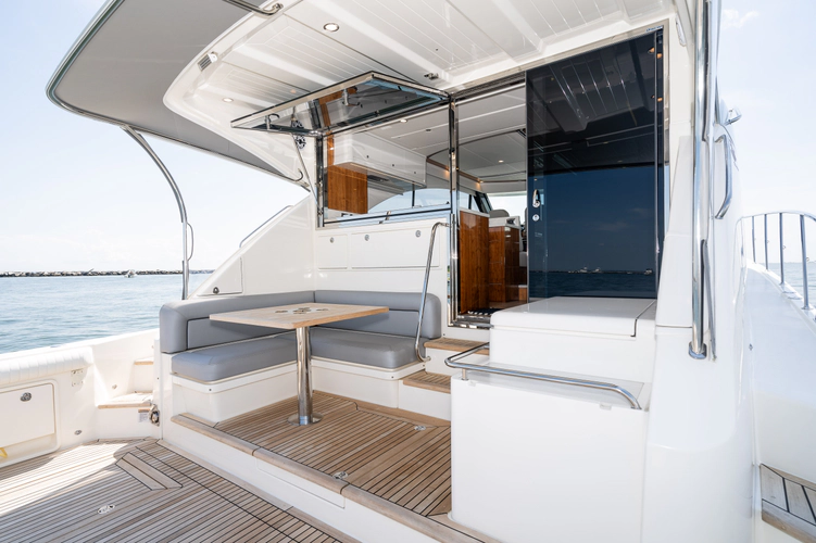 Jaaamn Yacht Photos Pics 