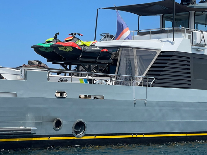 No Destination Yacht Photos Pics 