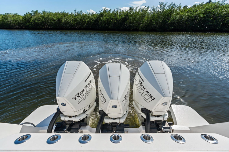 Salty Dog Yacht Photos Pics 
