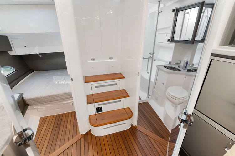 Salty Dog Yacht Photos Pics 
