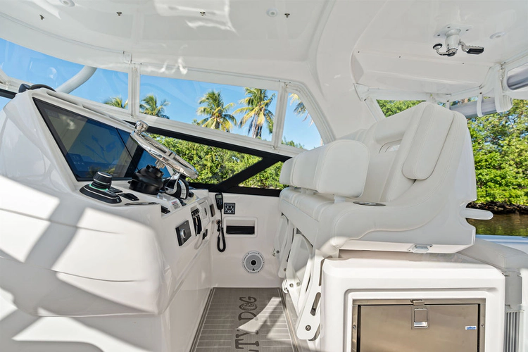 Salty Dog Yacht Photos Pics 