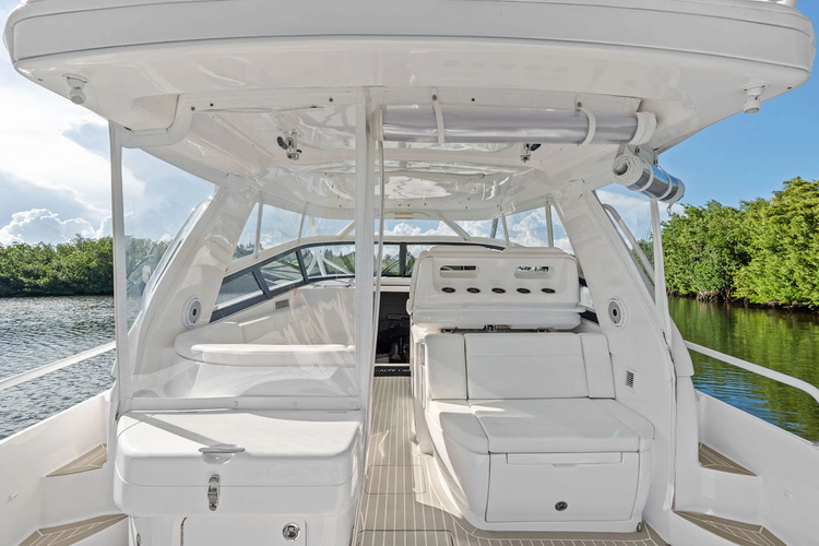 Salty Dog Yacht Photos Pics 