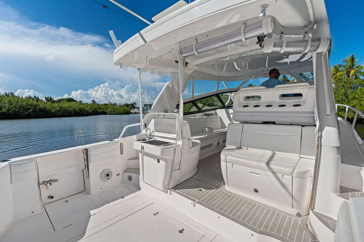Salty Dog Yacht Photos Pics 