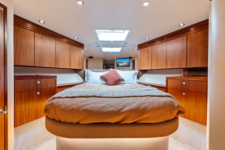 Firth's Chasm Yacht Photos Pics 