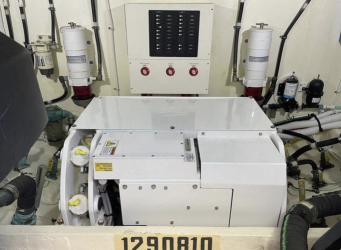 Mi Dia Yacht Photos Pics 