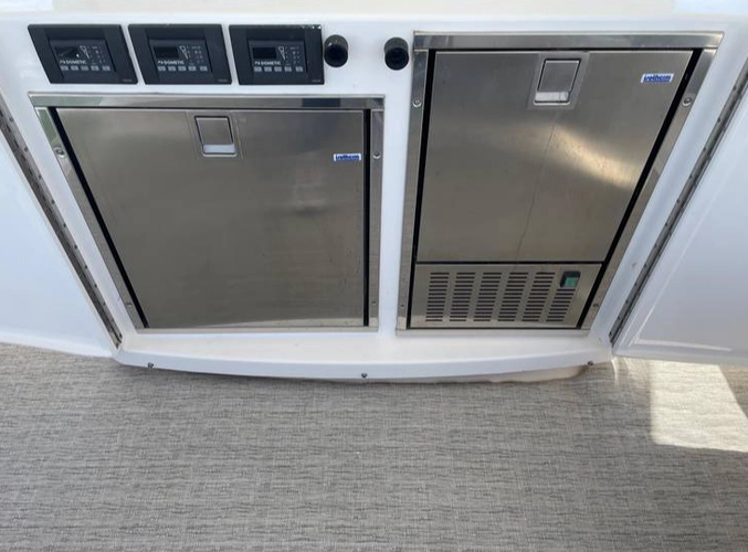 Mi Dia Yacht Photos Pics 