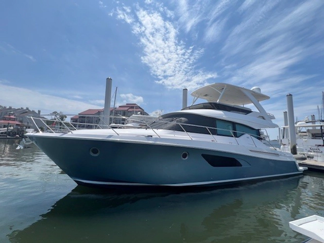 52' Tiara 2019
