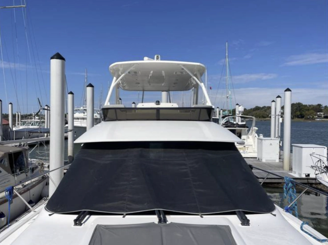 Mi Dia Yacht Photos Pics 