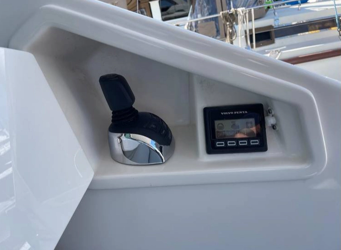 Mi Dia Yacht Photos Pics 