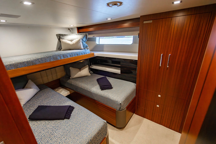 Tru Luv Yacht Photos Pics 