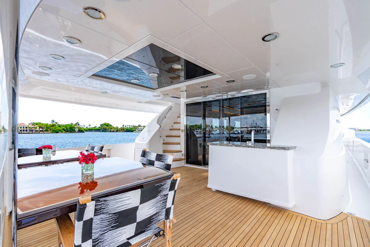 Tru Luv Yacht Photos Pics 