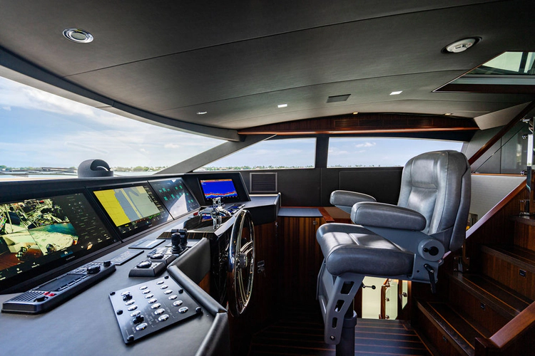 Tru Luv Yacht Photos Pics 