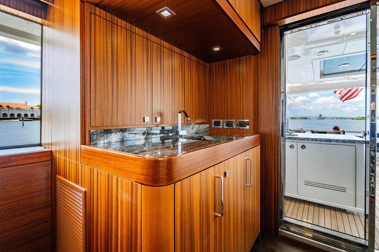 Tru Luv Yacht Photos Pics 