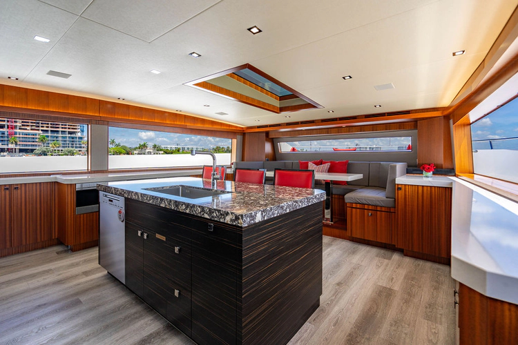 Tru Luv Yacht Photos Pics 