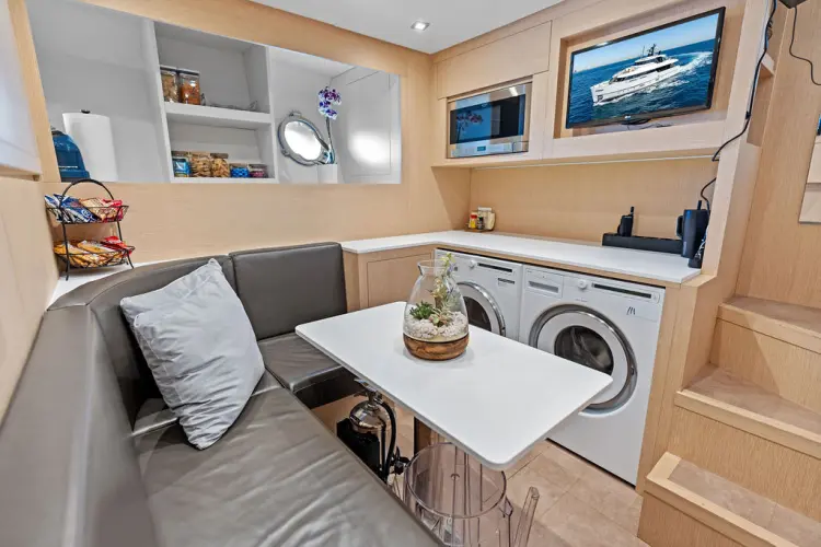Poboy Yacht Photos Pics 