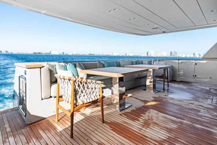 Poboy Yacht Photos Pics 
