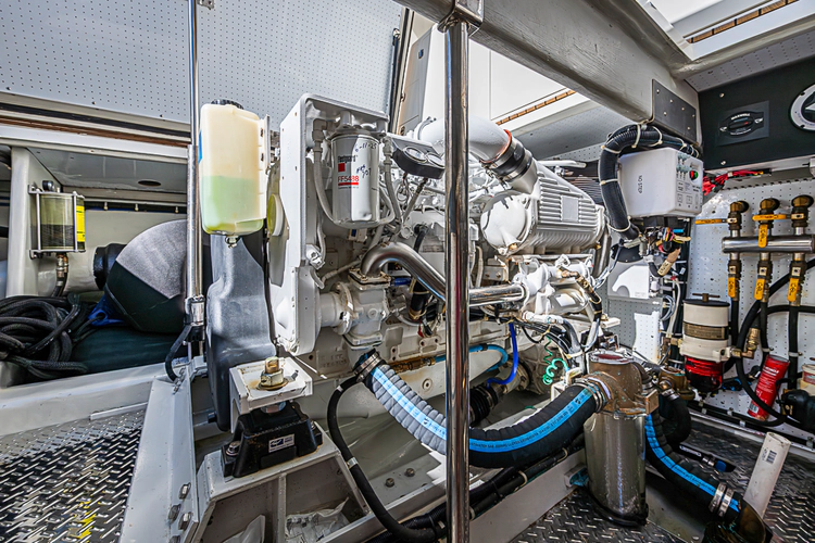 Uncorked Yacht Photos Pics 