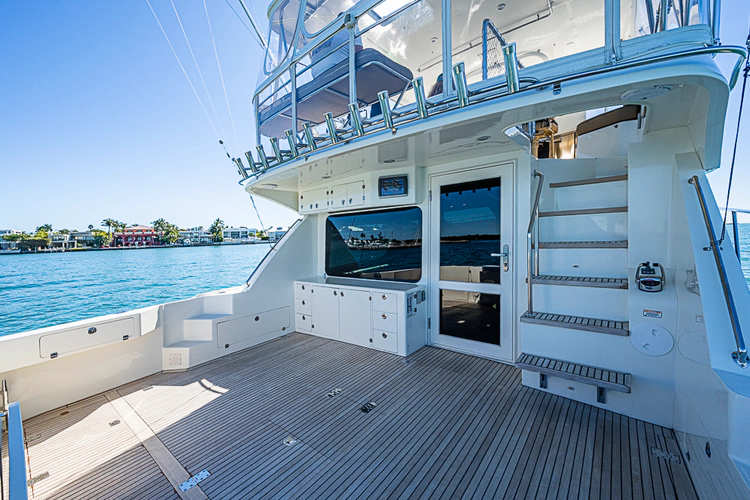 Uncorked Yacht Photos Pics 