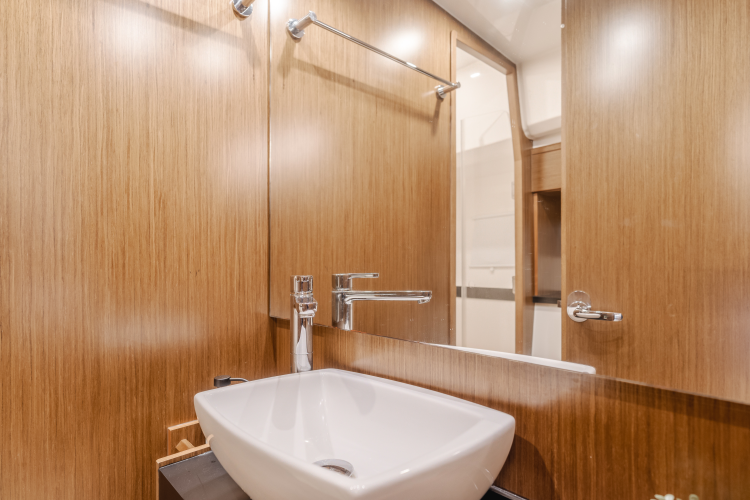 Special Place Yacht Photos Pics 