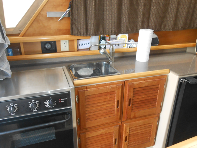 Contradiction Yacht Photos Pics 