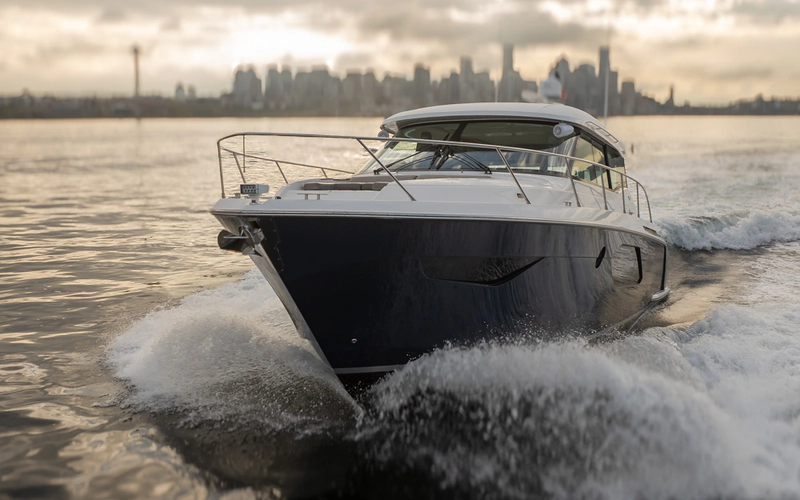 Tiara C49 Coupe Yacht Photos Pics 