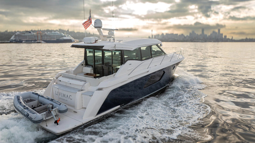 Tiara C49 Coupe Yacht Photos Pics 