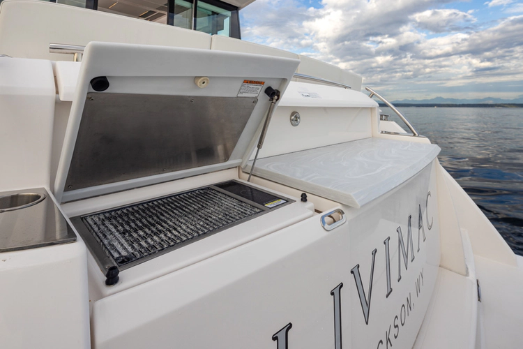 Tiara C49 Coupe Yacht Photos Pics 