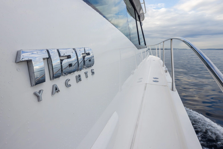 Tiara C49 Coupe Yacht Photos Pics 