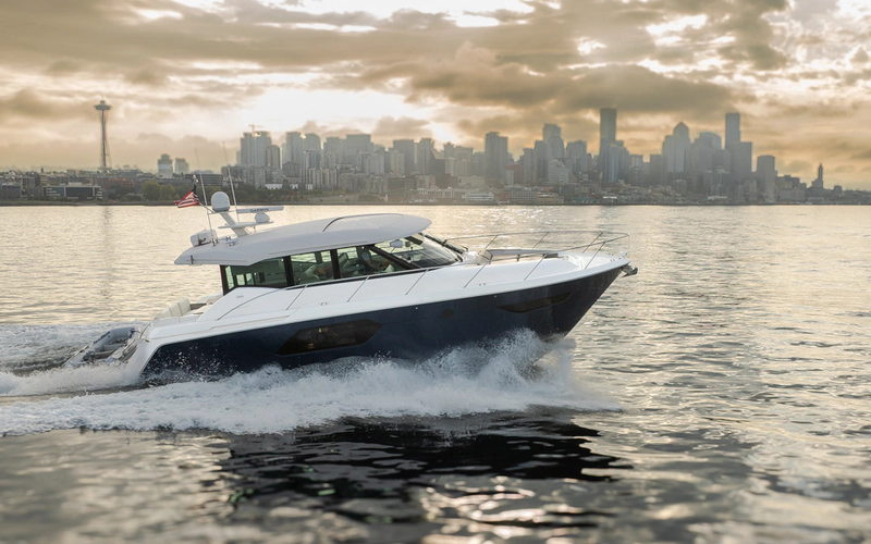 Tiara C49 Coupe Yacht Photos Pics 