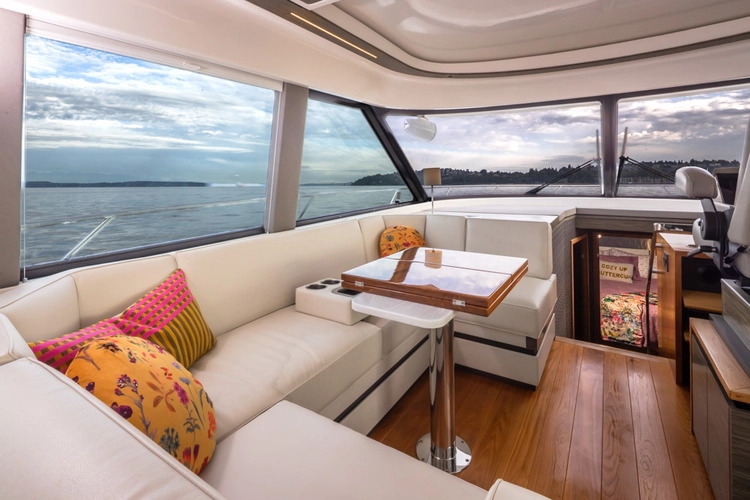 Tiara C49 Coupe Yacht Photos Pics 