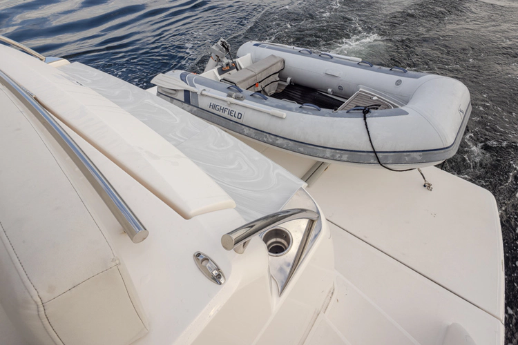 Tiara C49 Coupe Yacht Photos Pics 