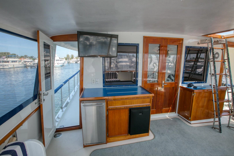 Amelia Yacht Photos Pics 