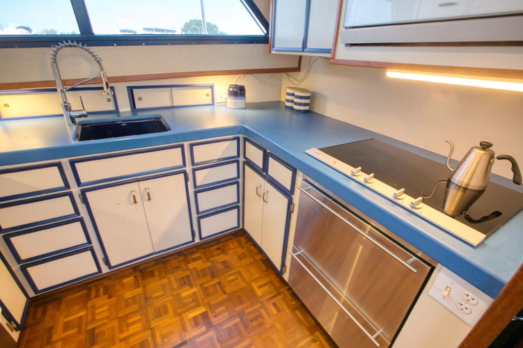 Amelia Yacht Photos Pics 