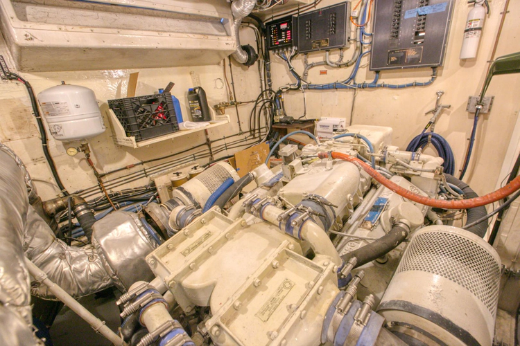 Amelia Yacht Photos Pics 