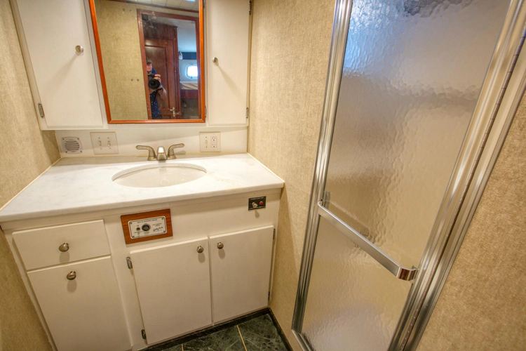 Amelia Yacht Photos Pics 