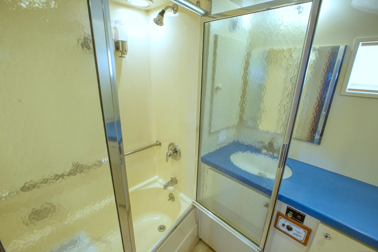 Amelia Yacht Photos Pics 