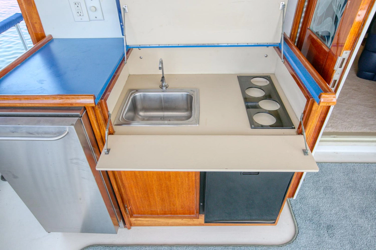 Amelia Yacht Photos Pics 