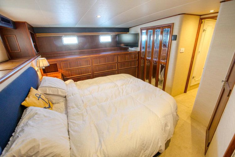 Amelia Yacht Photos Pics 