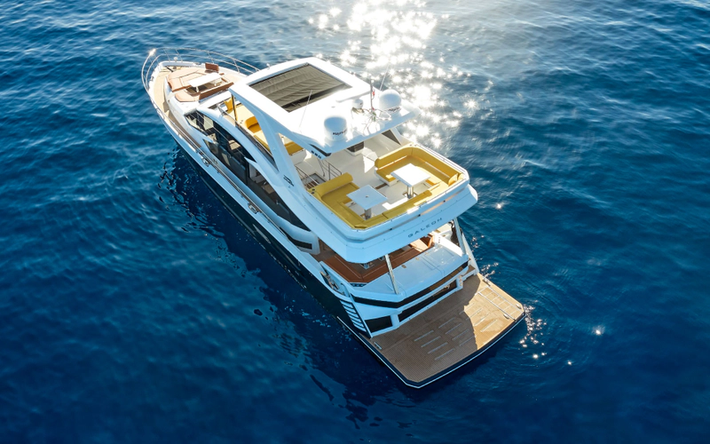 Serenity Yacht Photos Pics 