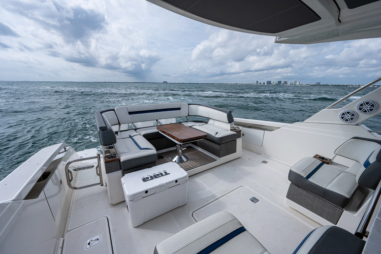 Liquid Asset Yacht Photos Pics 