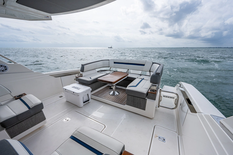 Liquid Asset Yacht Photos Pics 