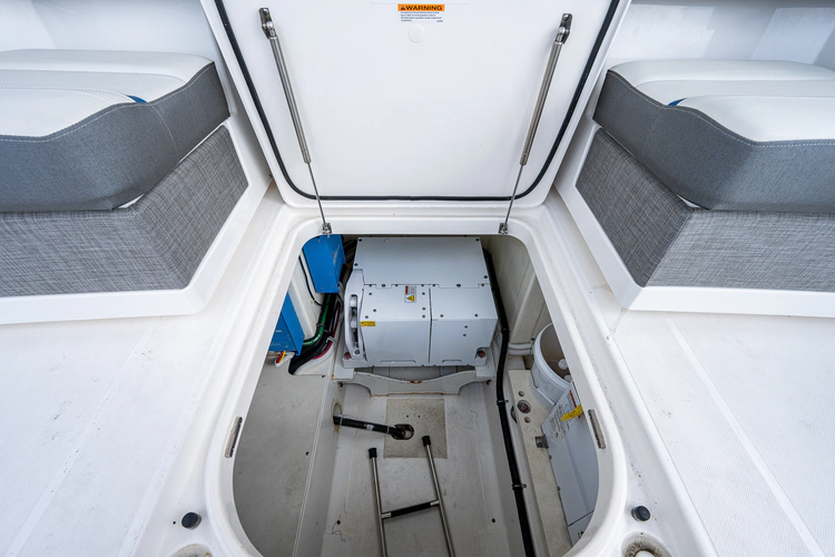 Liquid Asset Yacht Photos Pics 