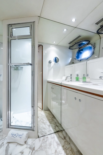 Seaquell Yacht Photos Pics 