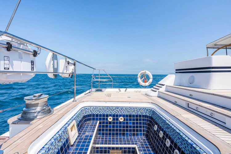 Seaquell Yacht Photos Pics 