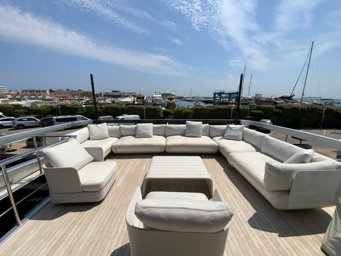 I Sea Yacht Photos Pics 