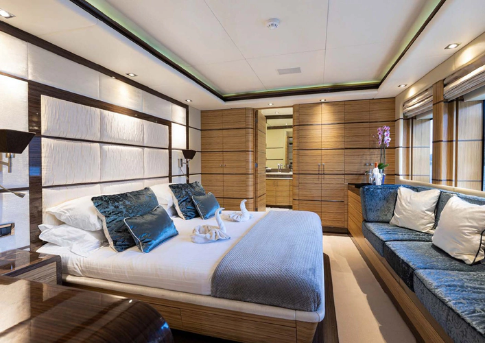 I Sea Yacht Photos Pics 