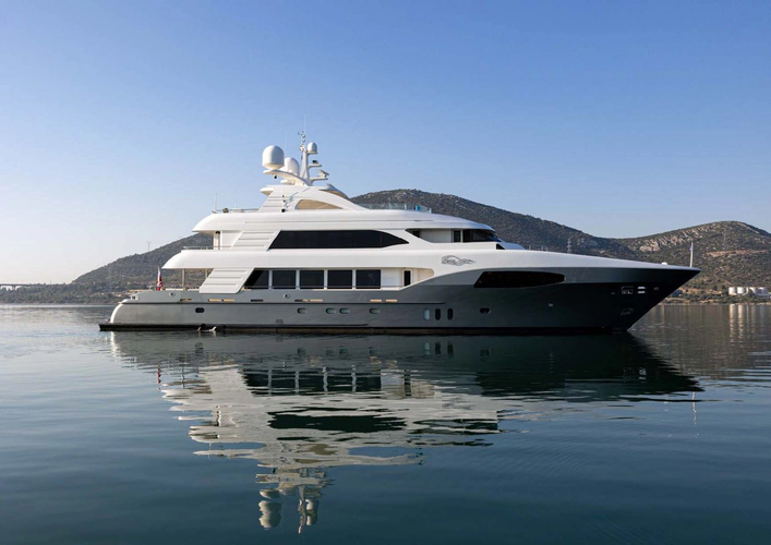 I Sea Yacht Photos Pics 