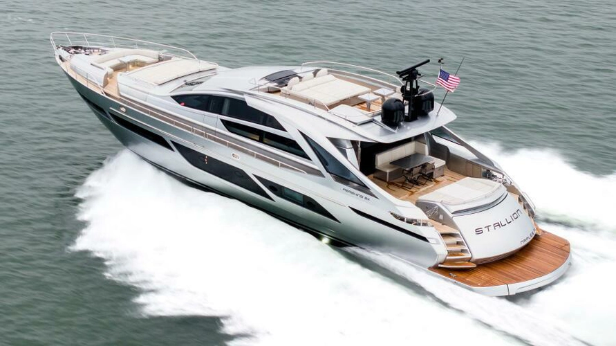 Stallion Yacht Photos Pics 