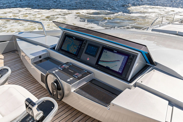Stallion Yacht Photos Pics 