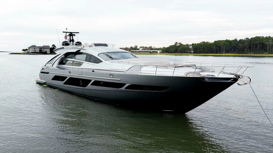 Stallion Yacht Photos Pics 